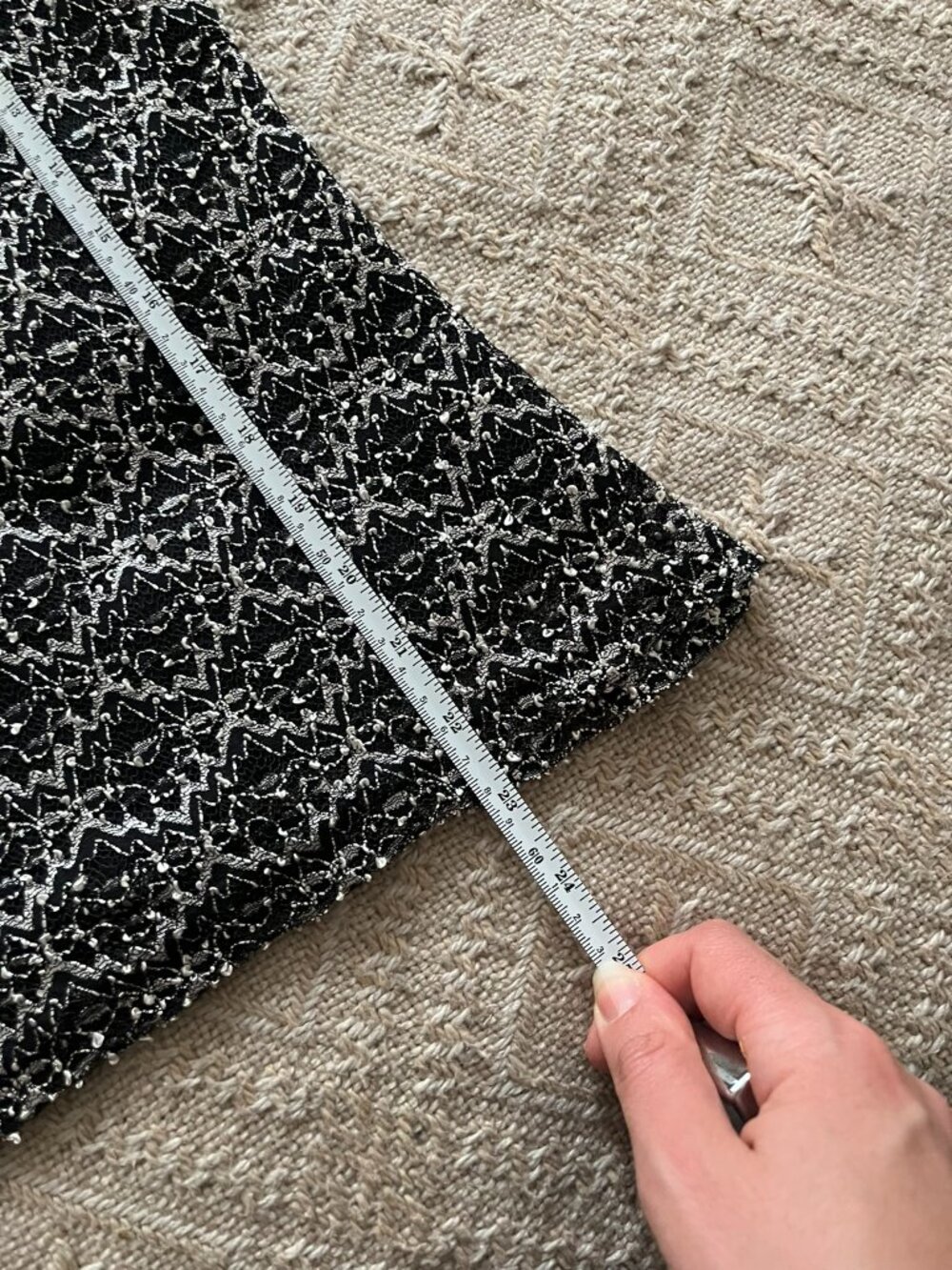 Vintage Ann Taylor Black Silver Lace Mock Neck Sleeveless Top Y2K Size M - Picture 5 of 6